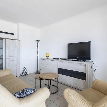 Jackylene 0401 シント・イデスバルト