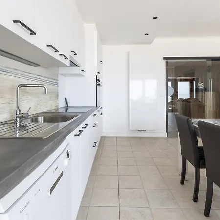 Jackylene 0401 * シント・イデスバルト